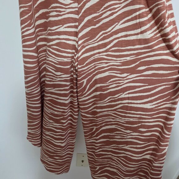 NWT MAURICES TANK JUMPSUIT ANIMAL PATTERN SIZE SMALL - Picture 6 of 14